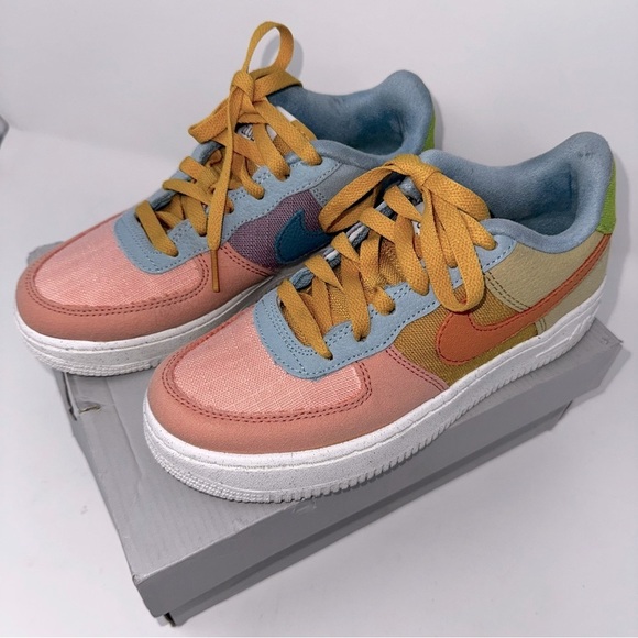 Air Force 1 Low '07 LV8 Next Nature 'Sun Club Multi' size 4.5Y - Picture 2 of 16